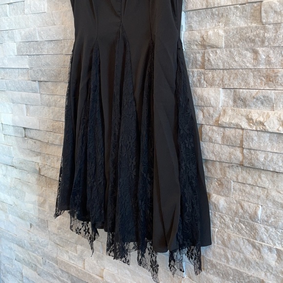 Black Spaghetti Strap Cami Dress with Handkerchief Lace Contrast Flare Dress - Picture 7 of 13